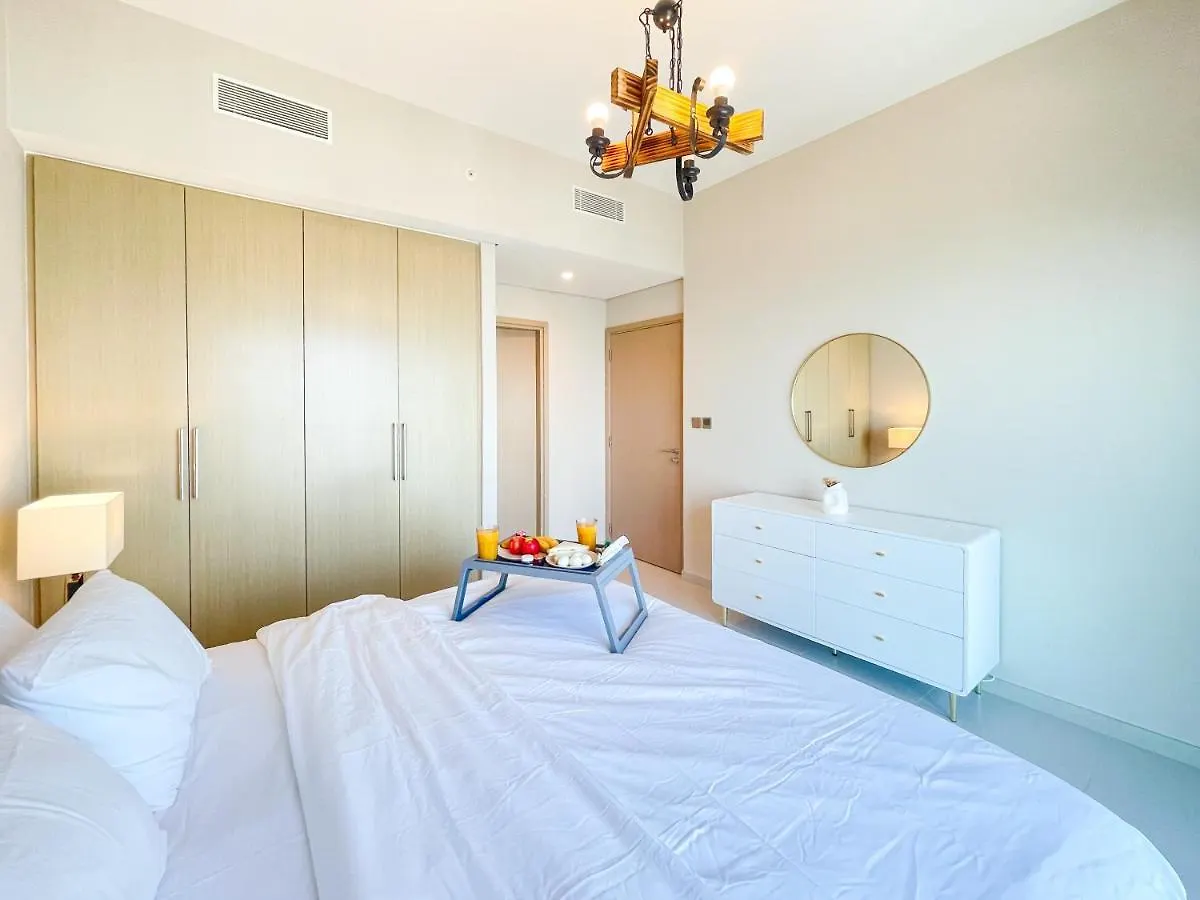 Beautiful Apartment By Dubai Mall 161Br-2 0*,  ОАЭ